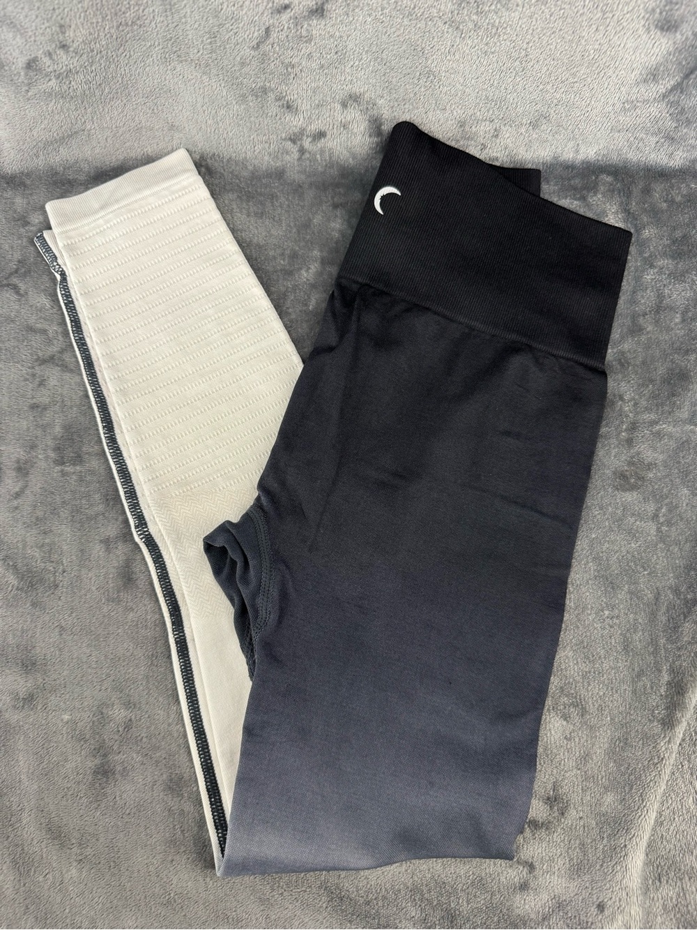 Zyia Active Black & White Ombre Hi-Rise Performance Leggings Size Small
